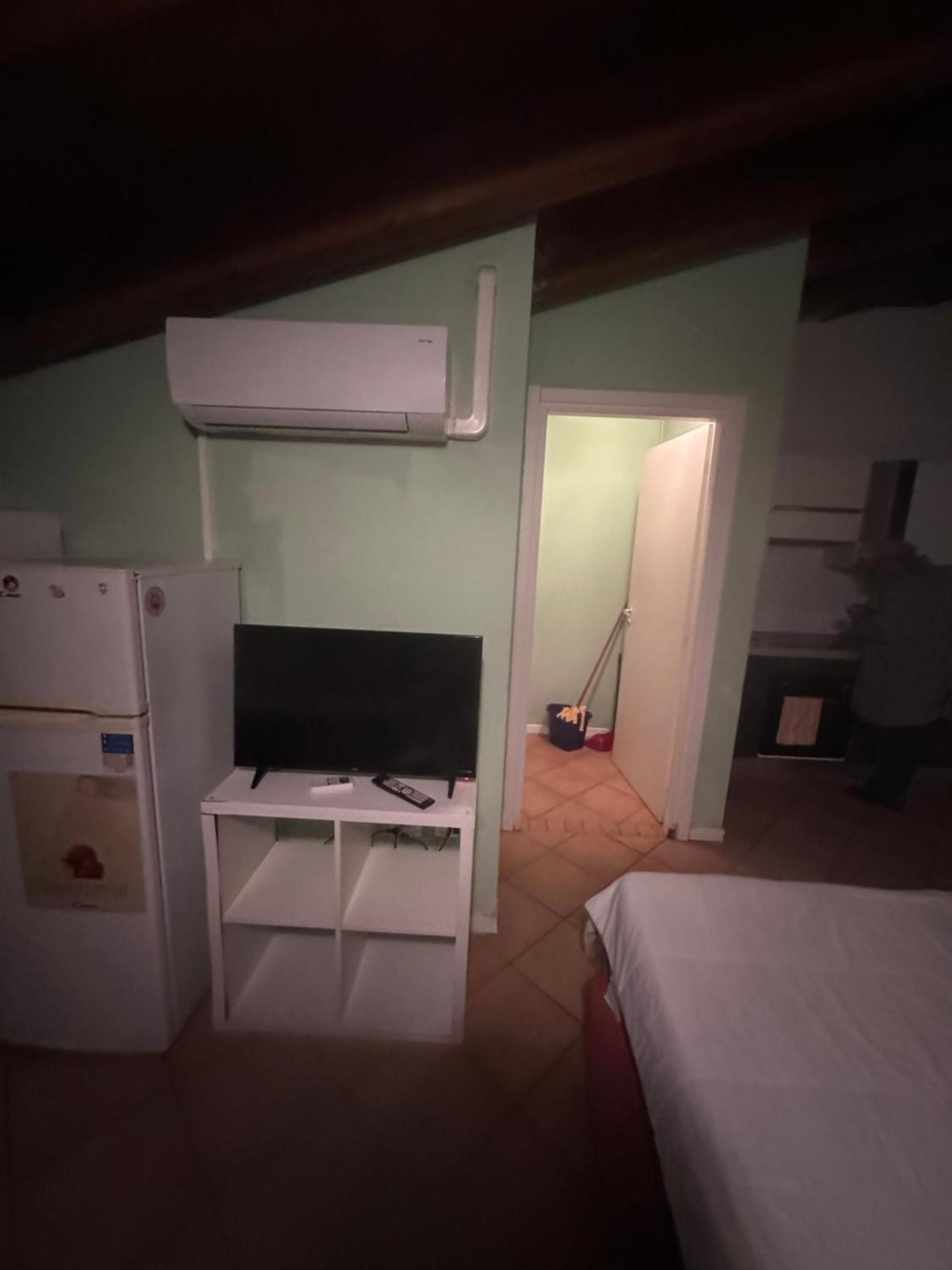 Garibaldi 4 Loft Lejlighed Brescia Eksteriør billede